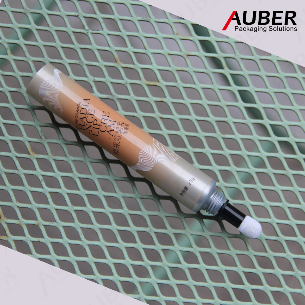 Auber D19mm Custom lip gloss tubes with soft sponge heads